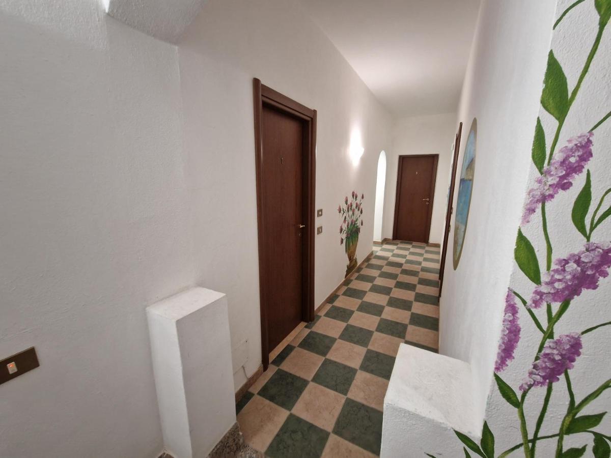Ferienwohnung Monolocali In Centro Paese LMP Exterior foto
